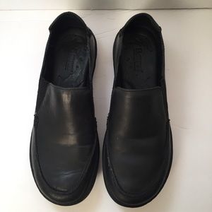 Women’s Born Black Leather Loafers Flats Size 6.5